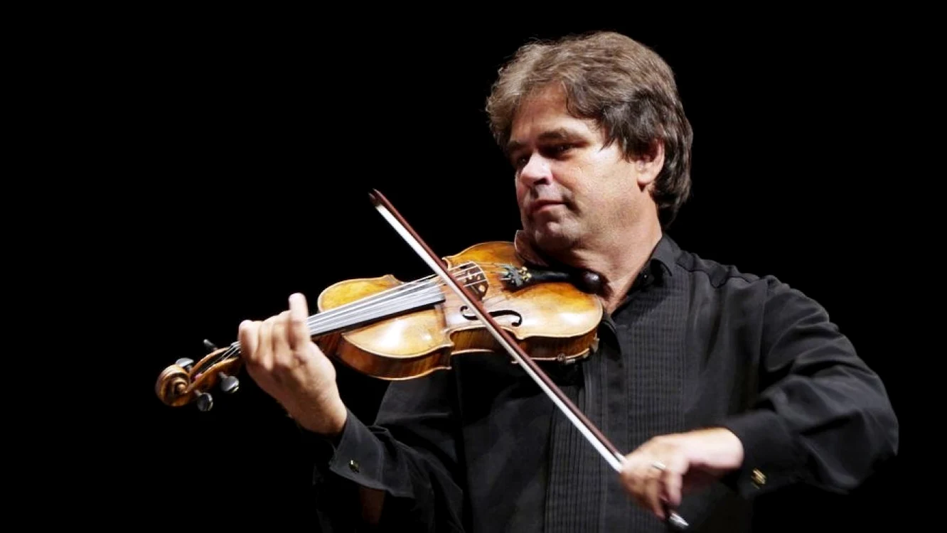 Pianistul Horia Mihai şi violonistul Gabriel Croitoru vor fi protagoniştii acestui turneu muzical