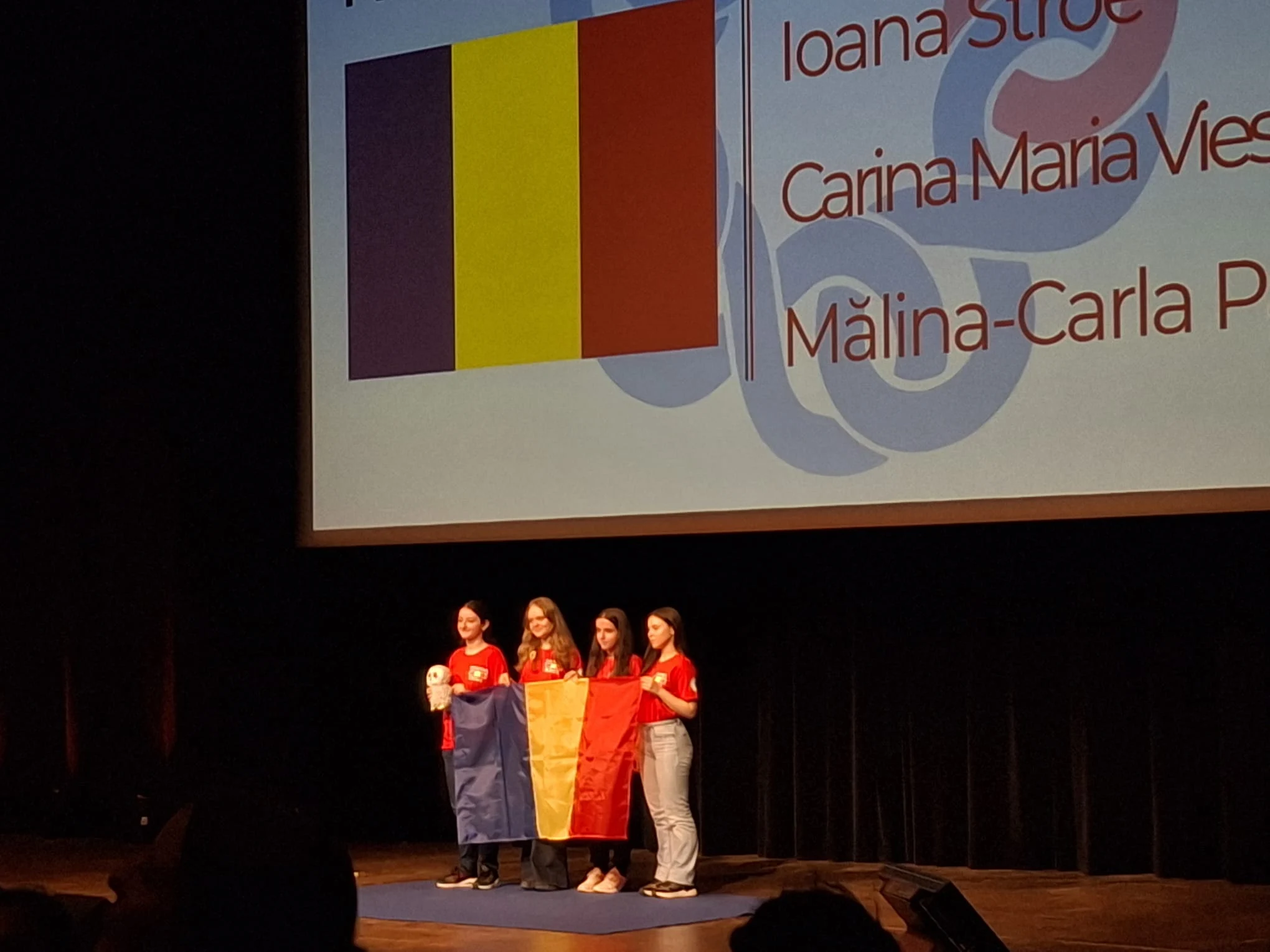 România, locul I în Europa la Olimpiada Europeană de Matematică pentru Fete: patru medalii, dintre care trei de aur