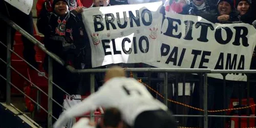 Suporterii Corinthiens sarbatoresc un gol AFP