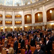 INSTANT PARLAMENT CITIRE MOTIUNE 00 INQUAM Photos Octav Ganea jpg