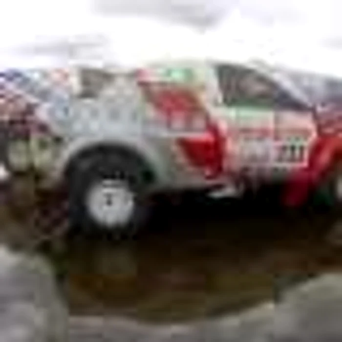 Dakar 2012: Vehiculele au ajuns în Argentina * Foto: Reuters