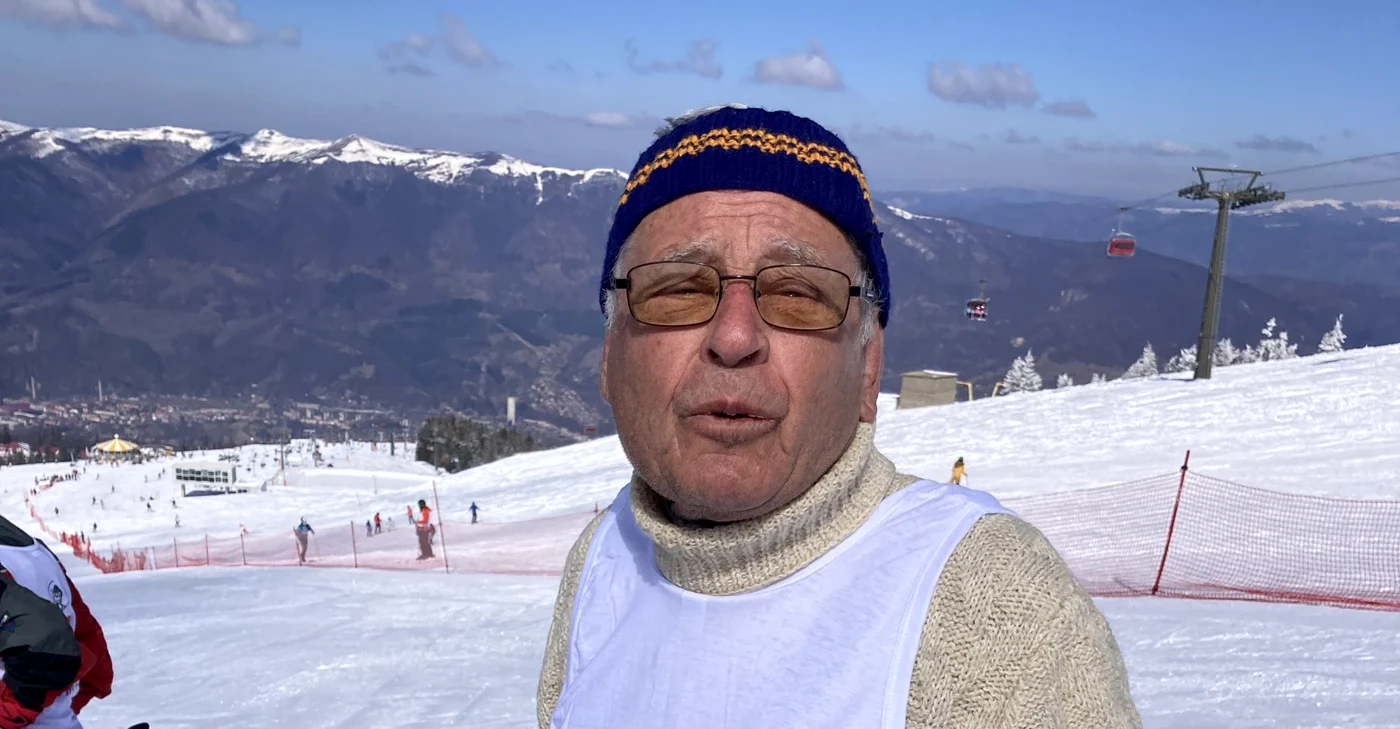 Ovidiu Vâlceanu schiază și la vârsta de 86 de ani Foto: Radio Infinit