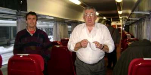 Constantin Gheorghiu ne spune că în tren oamenii au fost anunţaţi de problemele apărute în trafic