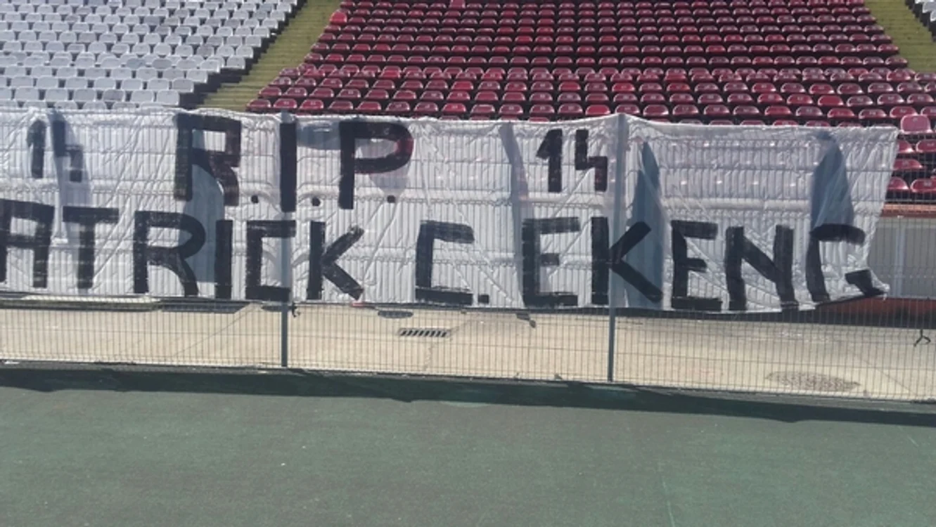 Suporterii îl plâng pe Patrick Ekeng