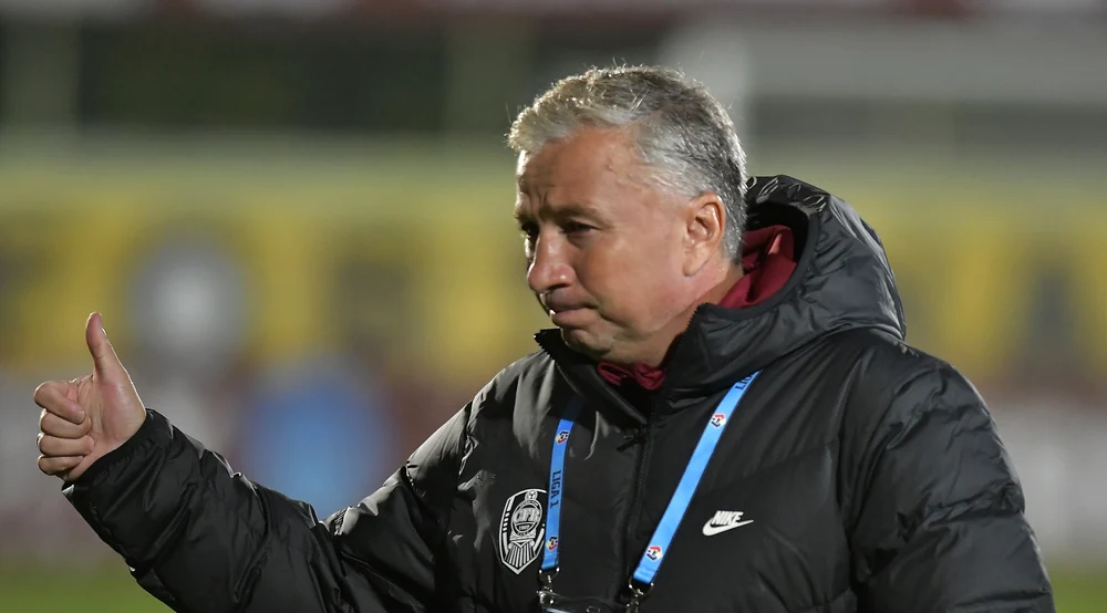 Dan Petrescu e la cuțite cu patronul CFR-ului, Nelu Varga. Foto Sportpictures