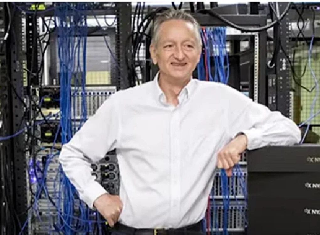 Geoffrey Hinton și-a anunțat demisia de la Google FOTO Captură You Tube