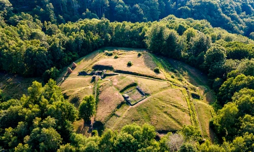 Cetatea dacică de la Costești-Blidaru (© Facebook / Administrația Sarmizegetusa Regia)