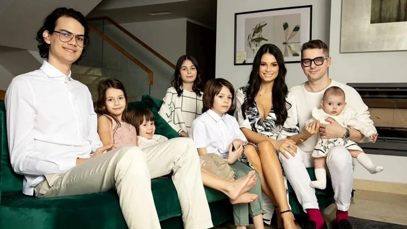 Anca Serea și familia ei / foto: Social media