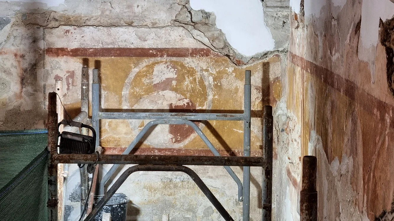 Picturi din Sala Dietei. Foto: Primăria Hunedoara