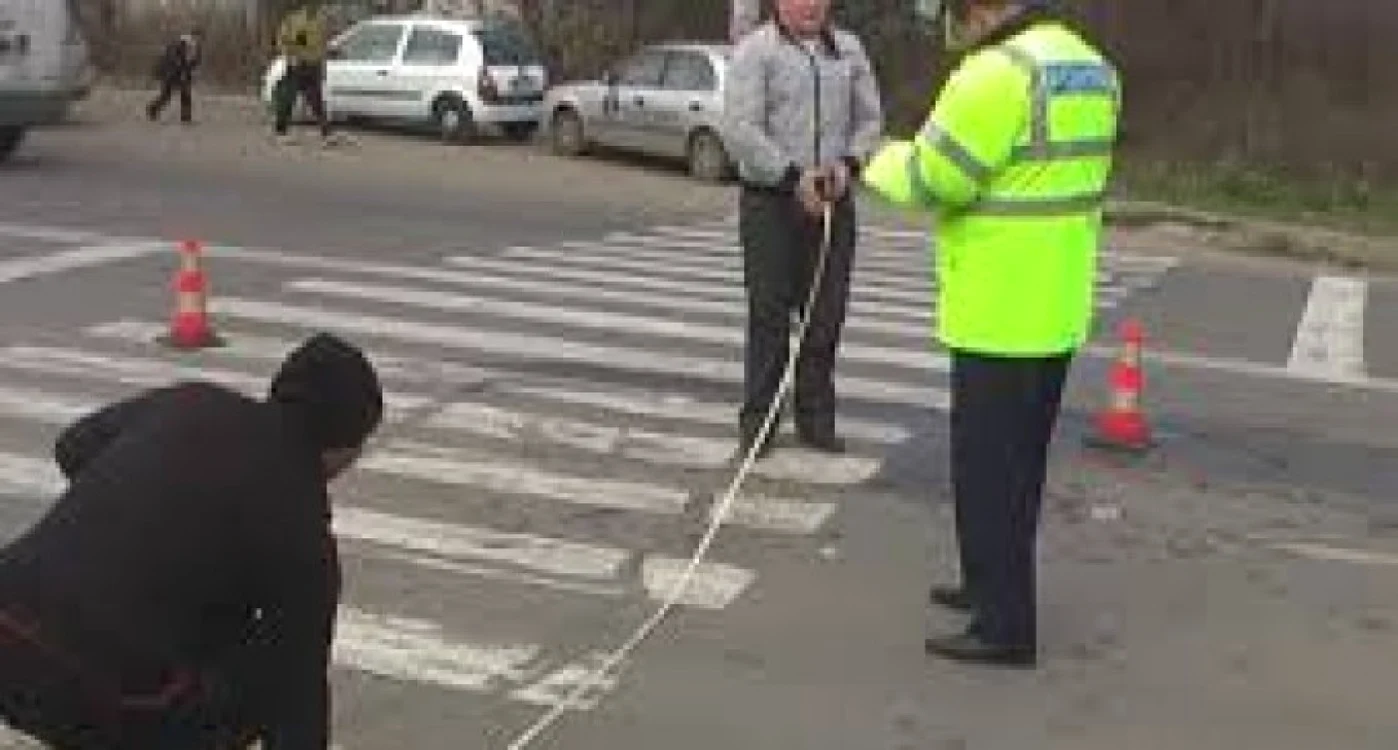 Femeia a fost lovită pe trecerea de pietoni