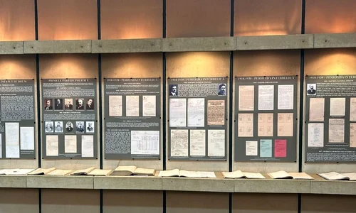 Vernisajul expoziției „Alegerile de altădată”