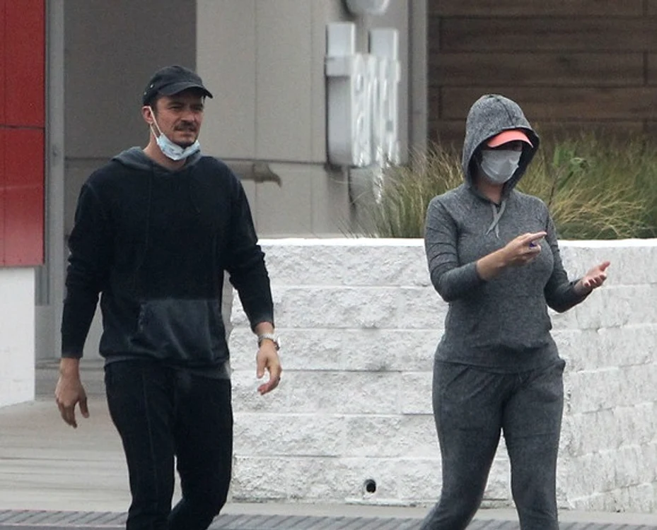 
    Katy Perry și Orlando Bloom au fost surprinși la cumpărăturifoto: Profimedia  