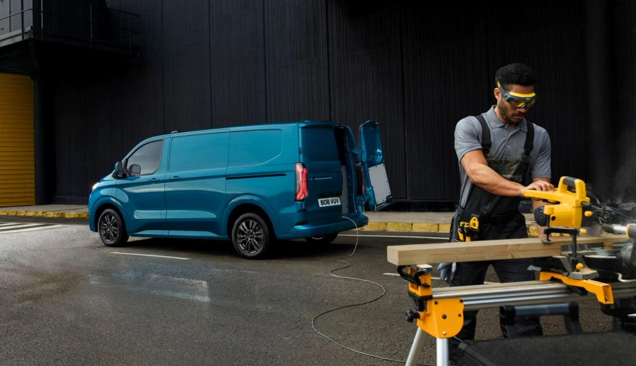 ford pro e-transit custom