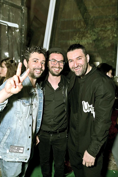Marius, Iulian Moga şi Smiley, la party