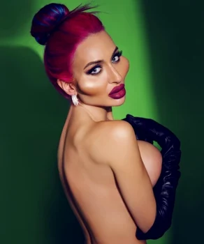 1 femeia cu cei mai mari pometi dinlume 1 jpg jpeg