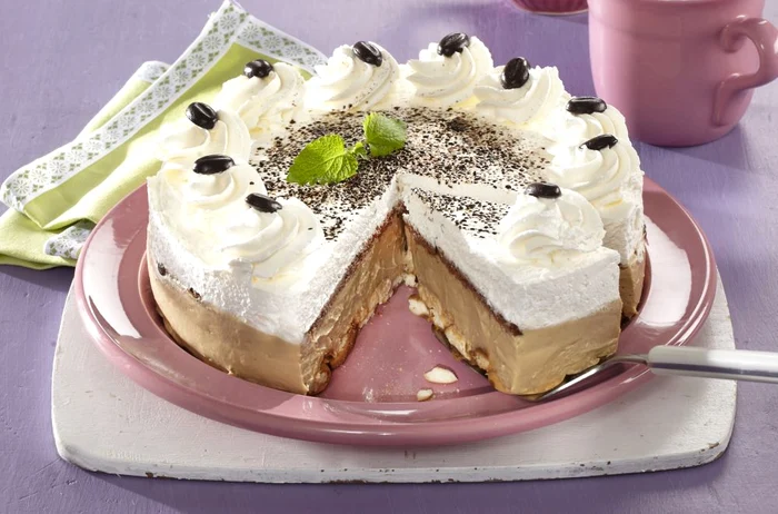 tort crema caramel jpeg