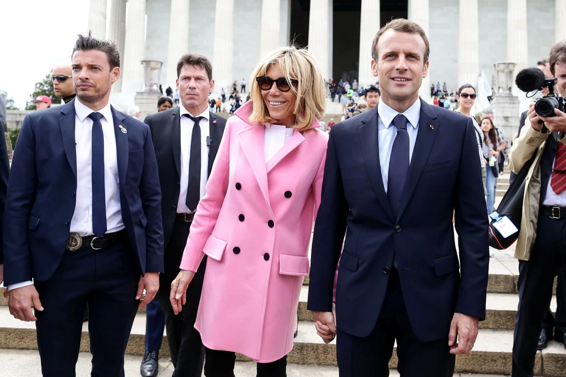 hepta 3543777 emmanuel macron brigitte jpg jpeg