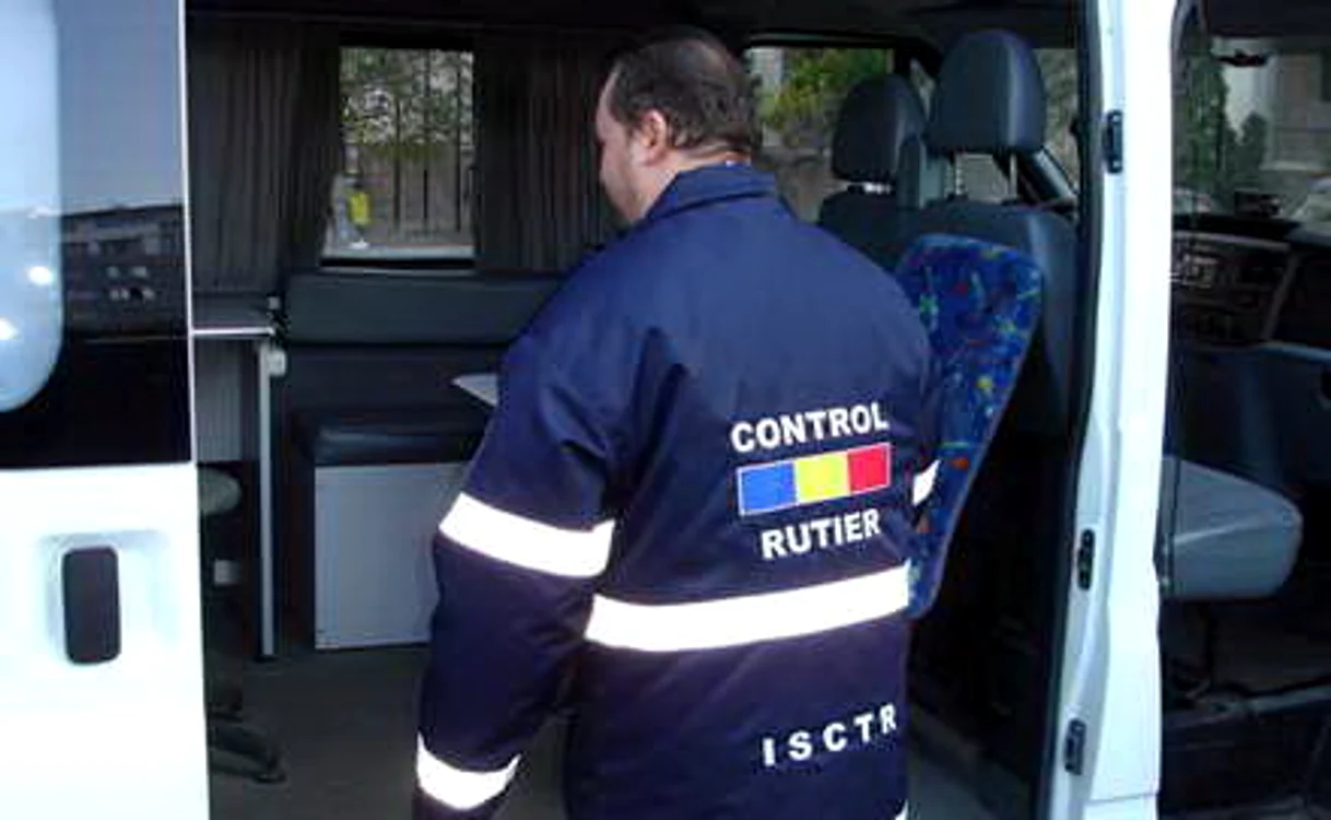 Inspectorii de la Controlul în Transportul RutierFoto: arhivă personală