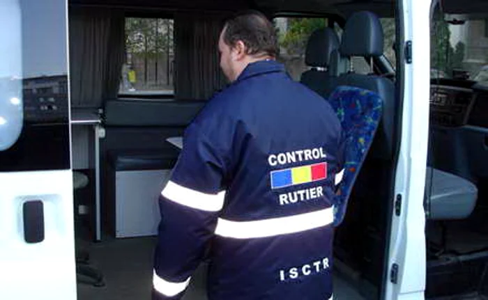 
    Inspectorii de la Controlul în Transportul RutierFoto: arhivă personală  
