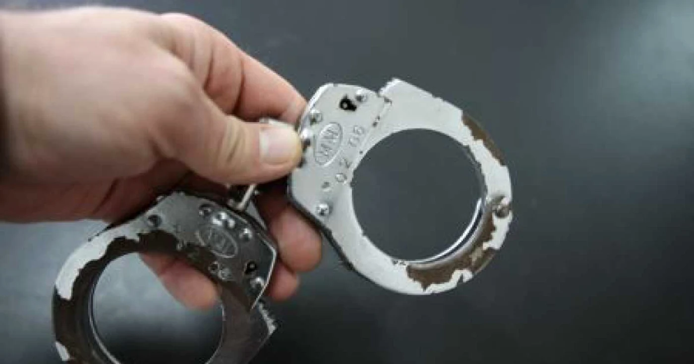 Bărbatul a fost reţinut pentru 29 de zile