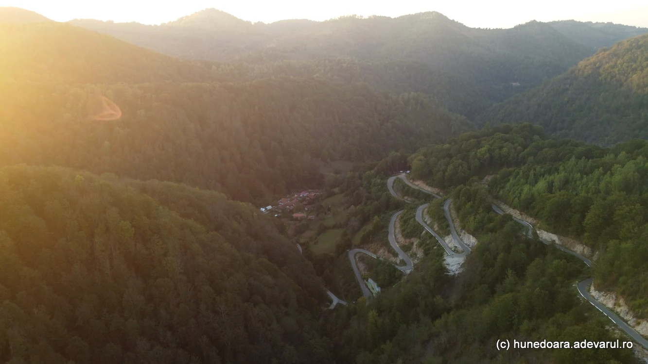 Transluncani. Foto: Daniel Guță. ADEVĂRUL