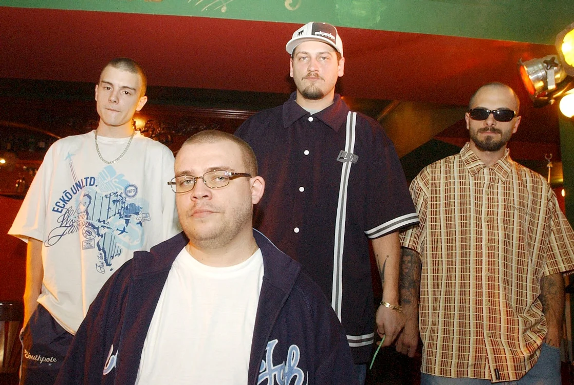 
    Înfiinţată în 1994, B.U.G Mafia (Black UnderGround Mafia) este prima trupă importantă de hip-hop formată în România  