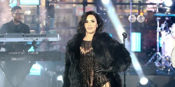 demi lovato foto shutterstock