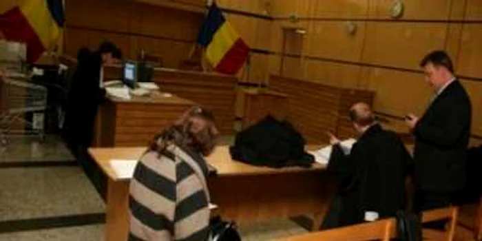 Constanţa: A încercat să ia 5 milioane de euro de la stat cu acte false