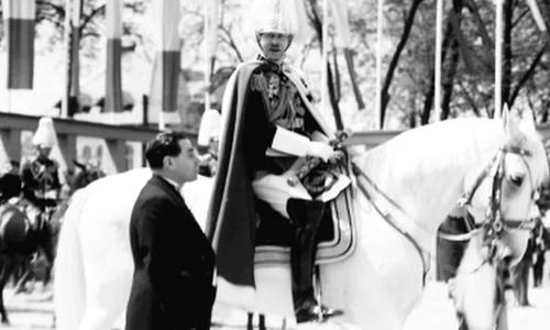 Risipa banilor ȋn vremuri de crizǎ jpeg