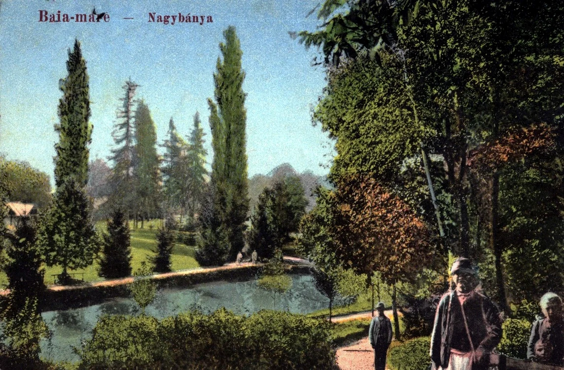 Lacul din parc, în perioada interbelică  FOTO carte poștală ilustrată. Colecția MJIA