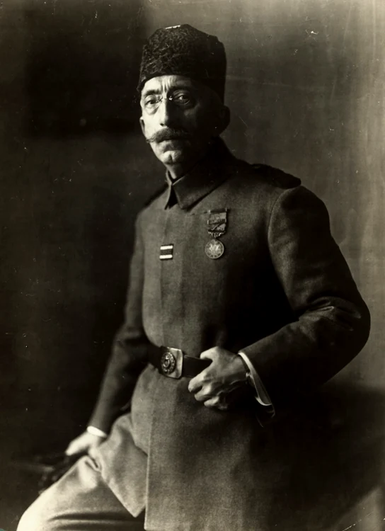 Mehmed VI Vaheddedin,  ultimul sultan (1918-1922); va muri în exil,  în 1926