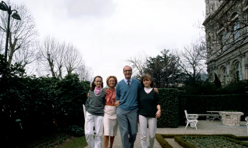 Jacques Chirac with family jpeg