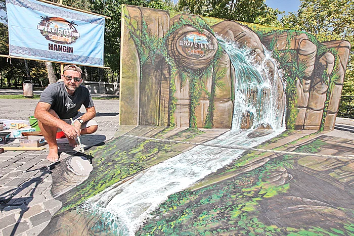 Britanicul Joe Hill a pictat, în Capitală, jungla din Filipine