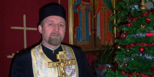 În anul 2009, părintele Timiş a oficit 39 de cununii religioase