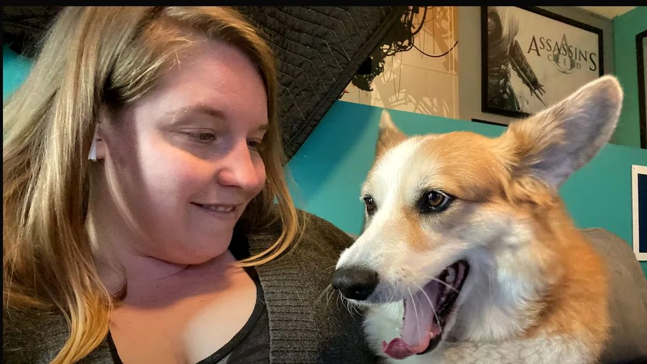 Jess Parker alături de câinele ei corgi, pe nume Waldo