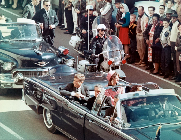 John F. Kennedy înainte de asasinat în Dallas FOTO getty images