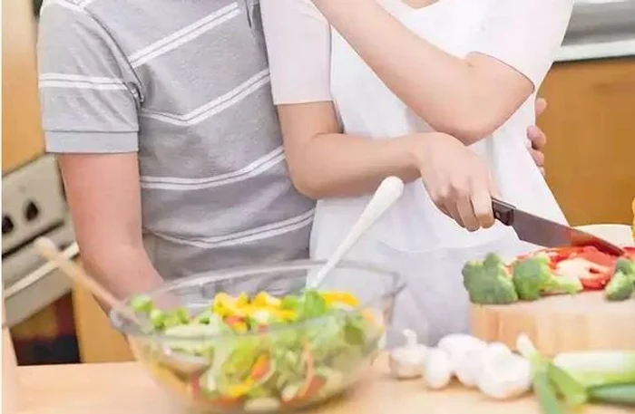 
    Unele dintre cele mai sănătoase „ierburi” din bucătărie sunt condimentele  