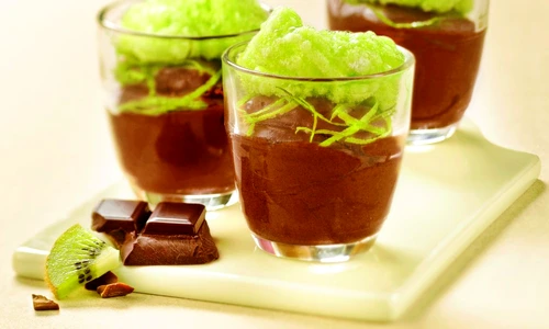 mousse de ciocolata cu spuma de kiwi jpeg