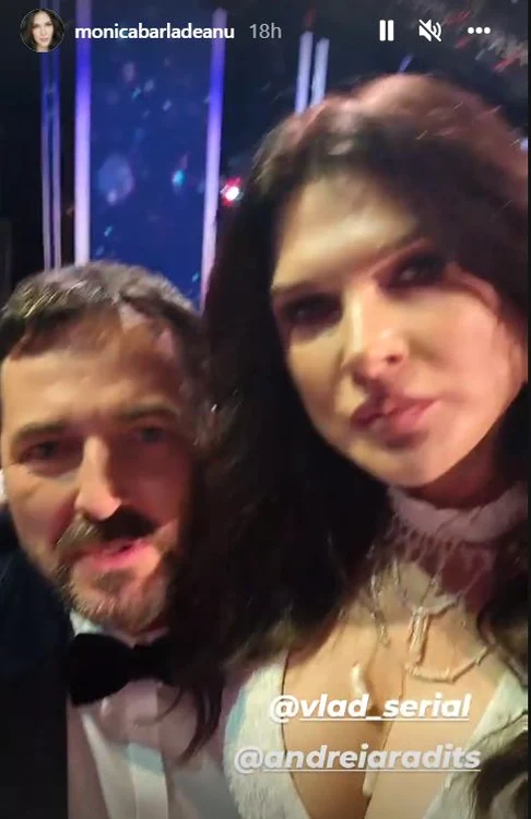Monica Bîrlădeanu a sărbătorit Ziua Americii fără lenjerie intimă