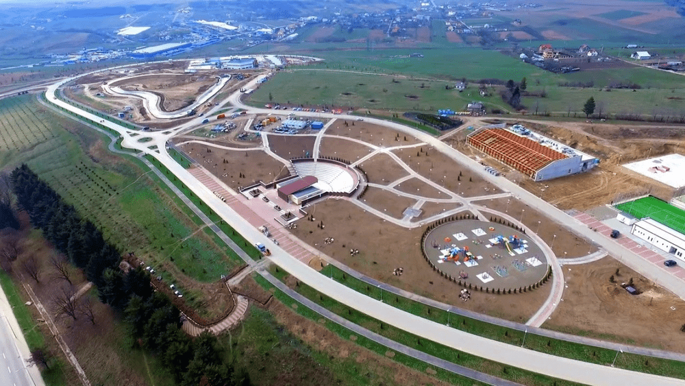 De ce evită românii parcul acvatic din orașul lor. „Ne vede lumea dezbrăcați, suntem grași. Mergem unde nu ne cunoaște nimeni“ 