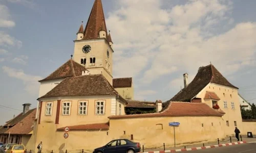 Legendele bisericii fortificate de la Cisnădie jpeg