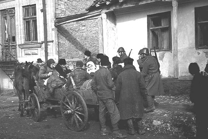 Deportarea evreilor din Chișinău. FOTO: USHMM