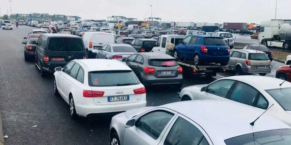 Trafic infernal la Vama Nădlac