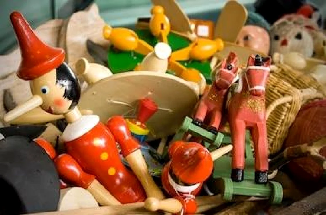 Jucării de colecţie la Muzeul Dunării de Jos FOTO MDJ