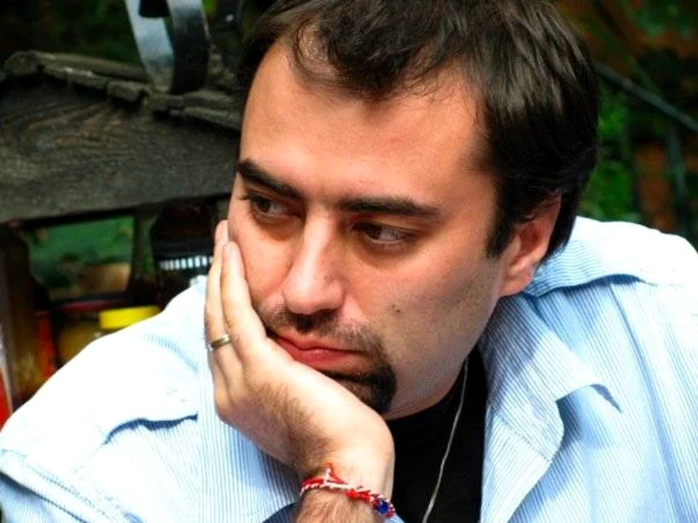 Arta este universul măștilor jpeg