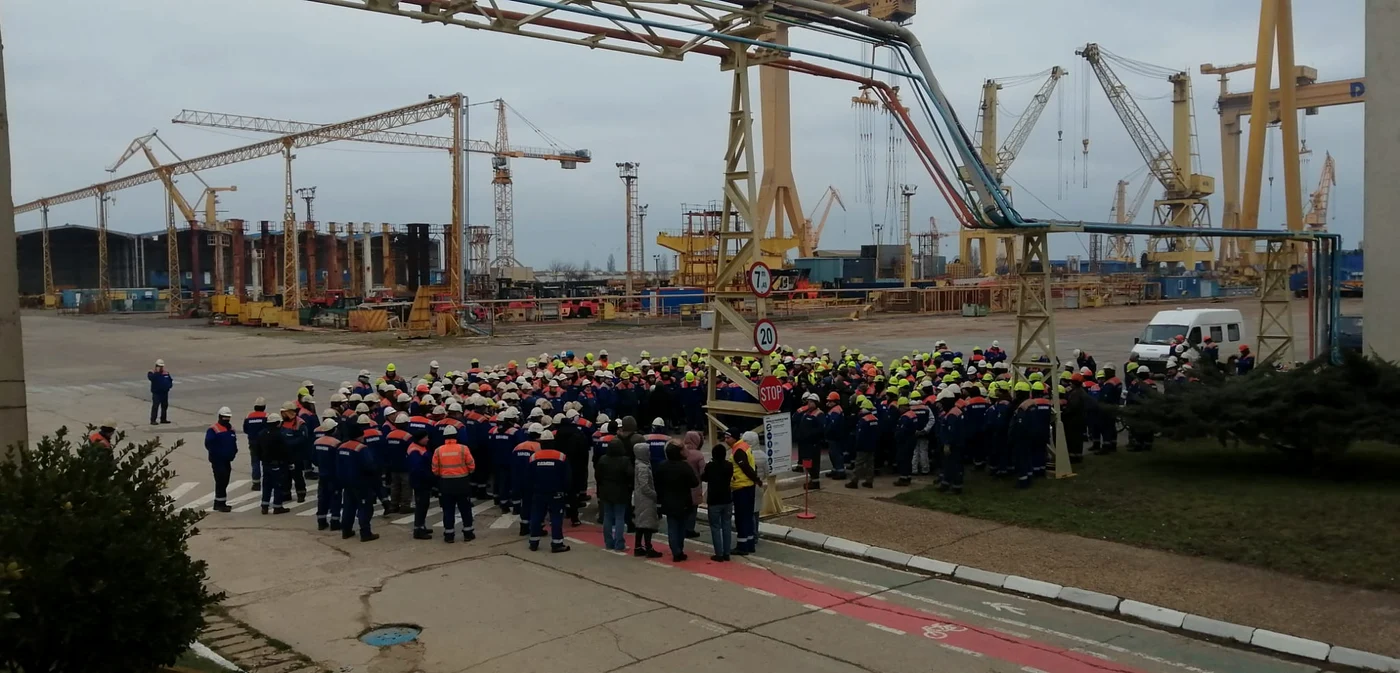 Ultimii 271 de angajați au intrat în preaviz pe 18 iunie. Șantierul Naval Mangalia FOTO BNS