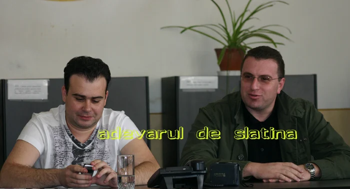 Gabriel Diaconu (dr.), pe când era viceprimar (iuni. 2004 - apr. 2006) şi "omul de bază" al edilului Darius Vâlcov (stg.), ajuns senator în urma alegerilor de duminică FOTO: Mugurel Manea