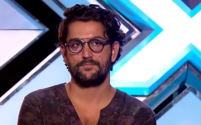 Cezar Ouatu a fost eliminat din show-ul X Factor UK FOTO captură video