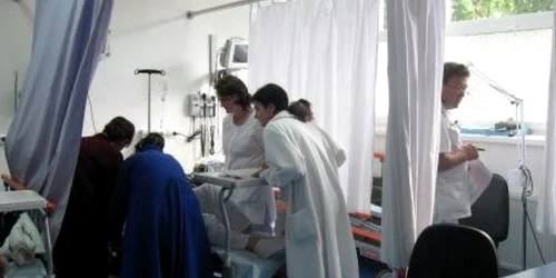 Bărbatul are nevoie de 30-40 de zile de îngrijiri medicale. Foto arhivă.