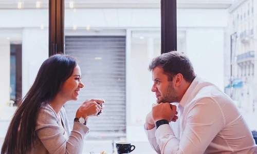 1 semne ca e indragostit de tine jpg jpeg